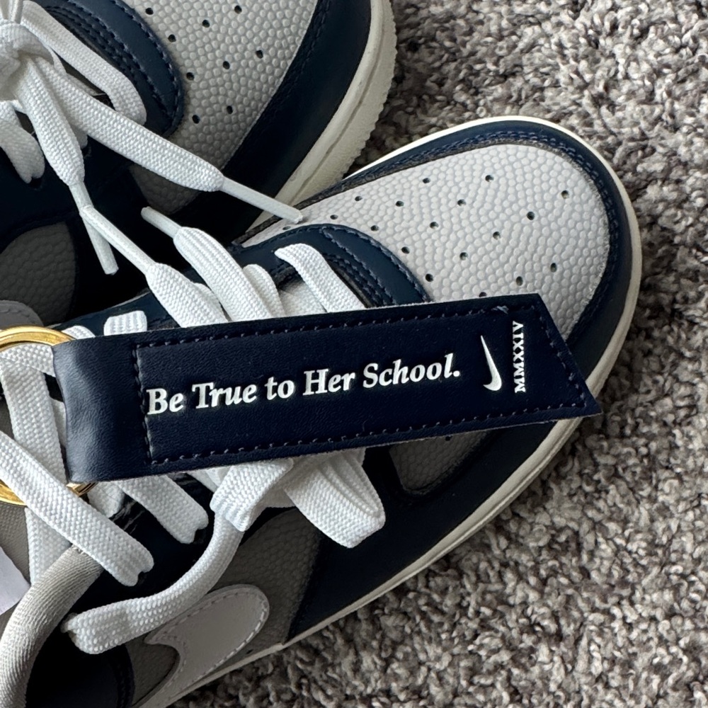 Nike Air Force 1 '07 SE - College Navy/White-Gray Women’s 8 Men’s 6.5 - Picture 9 of 11